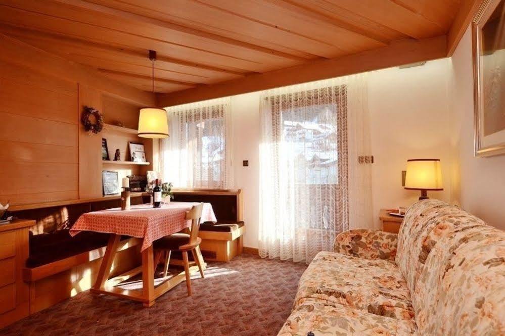 Post Hotel 모에나 외부 사진
